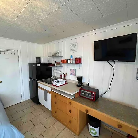 North Beach Motel Hampton Room photo