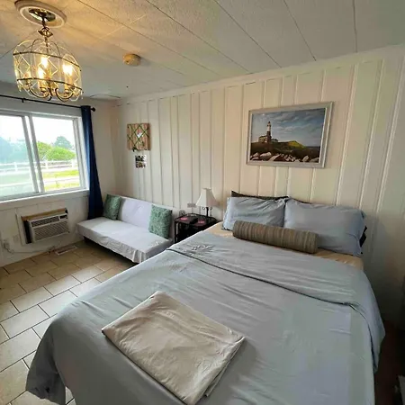 North Beach Motel Hampton Room photo